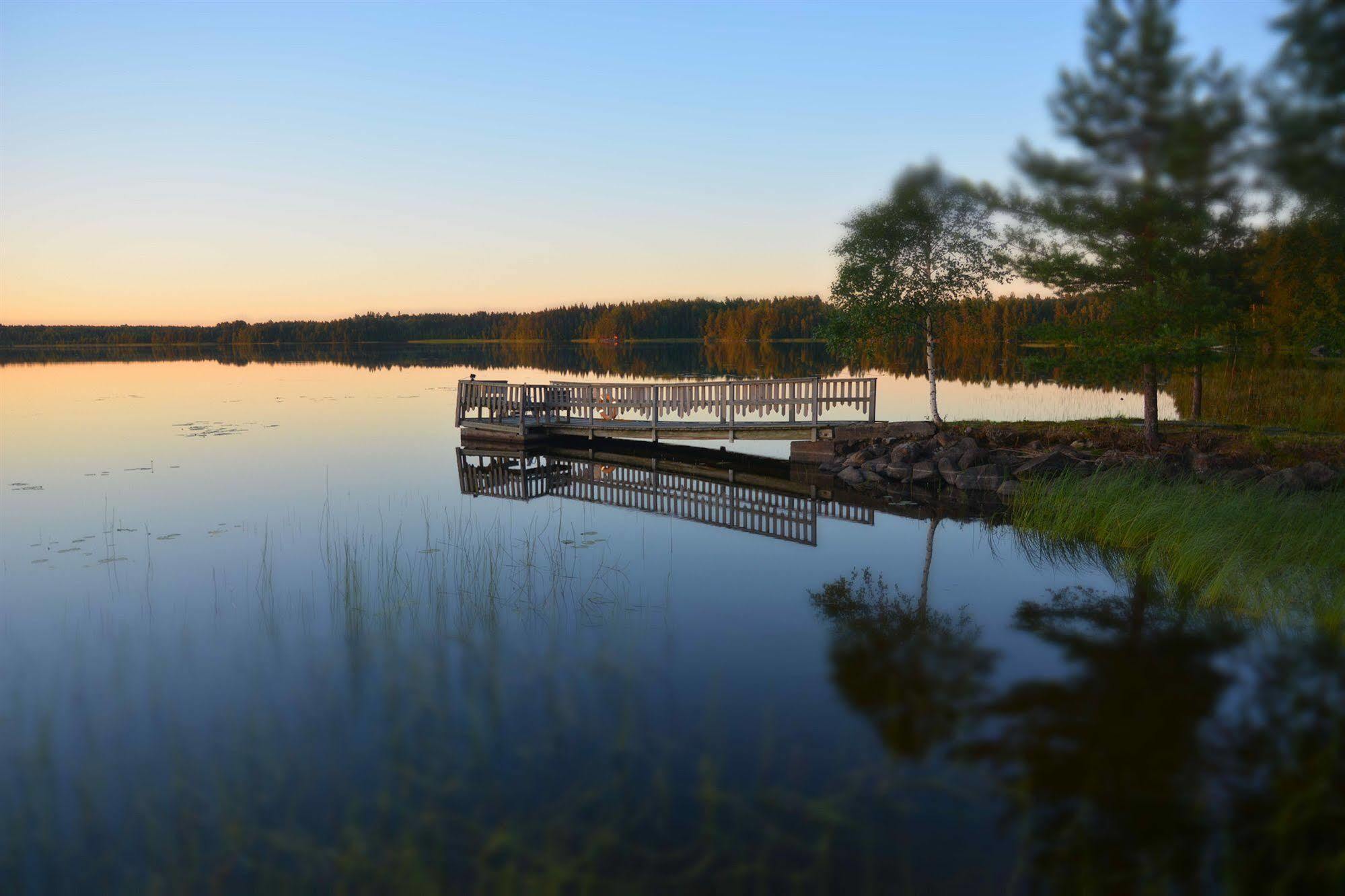 Revontuli Resort Rooms Hankasalmi Buitenkant foto